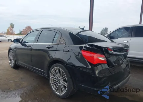 2013 Chrysler 200 Lx из США, поврежденный, VIN 1C3CCBAB7DN686065